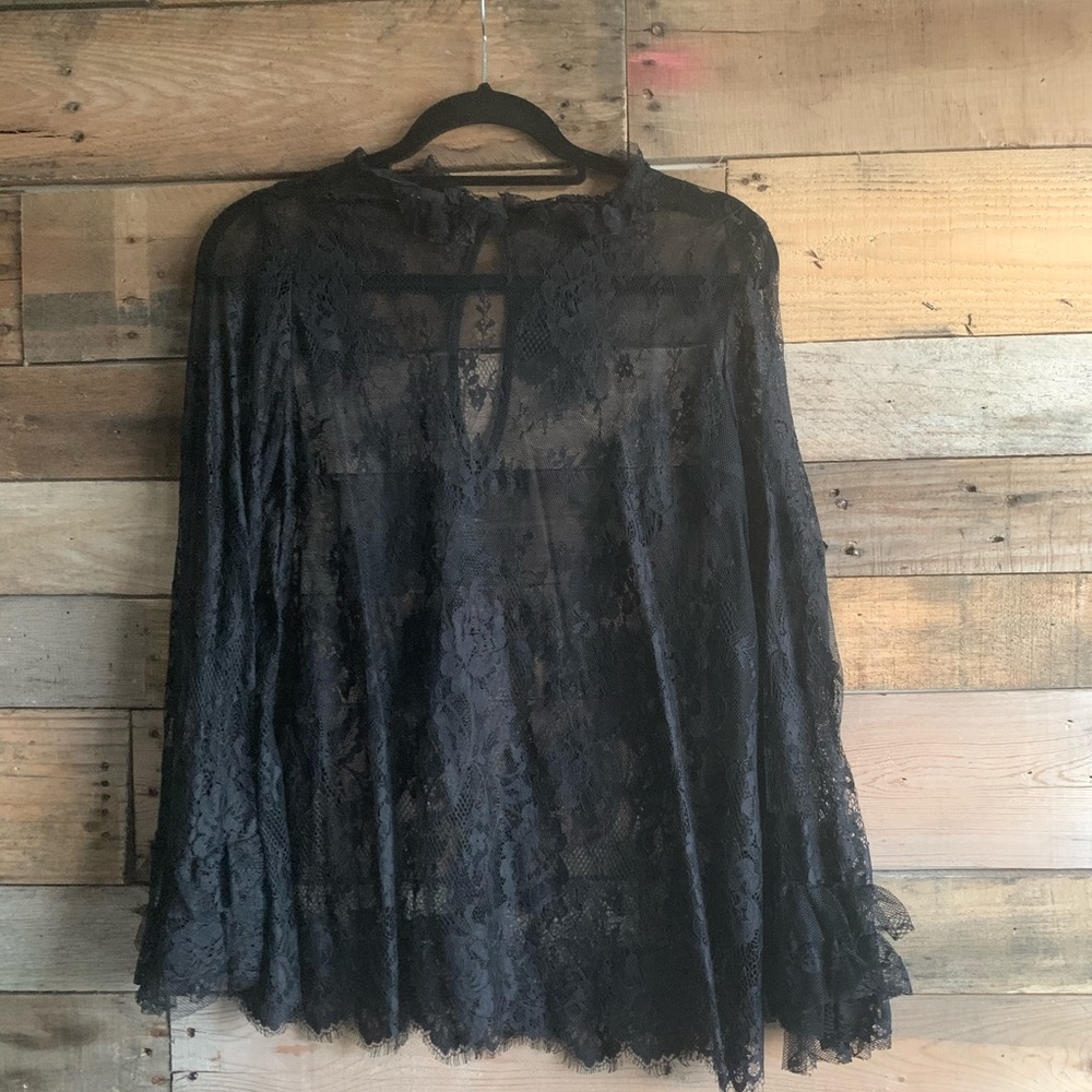 Lacey Black Fabrik Top